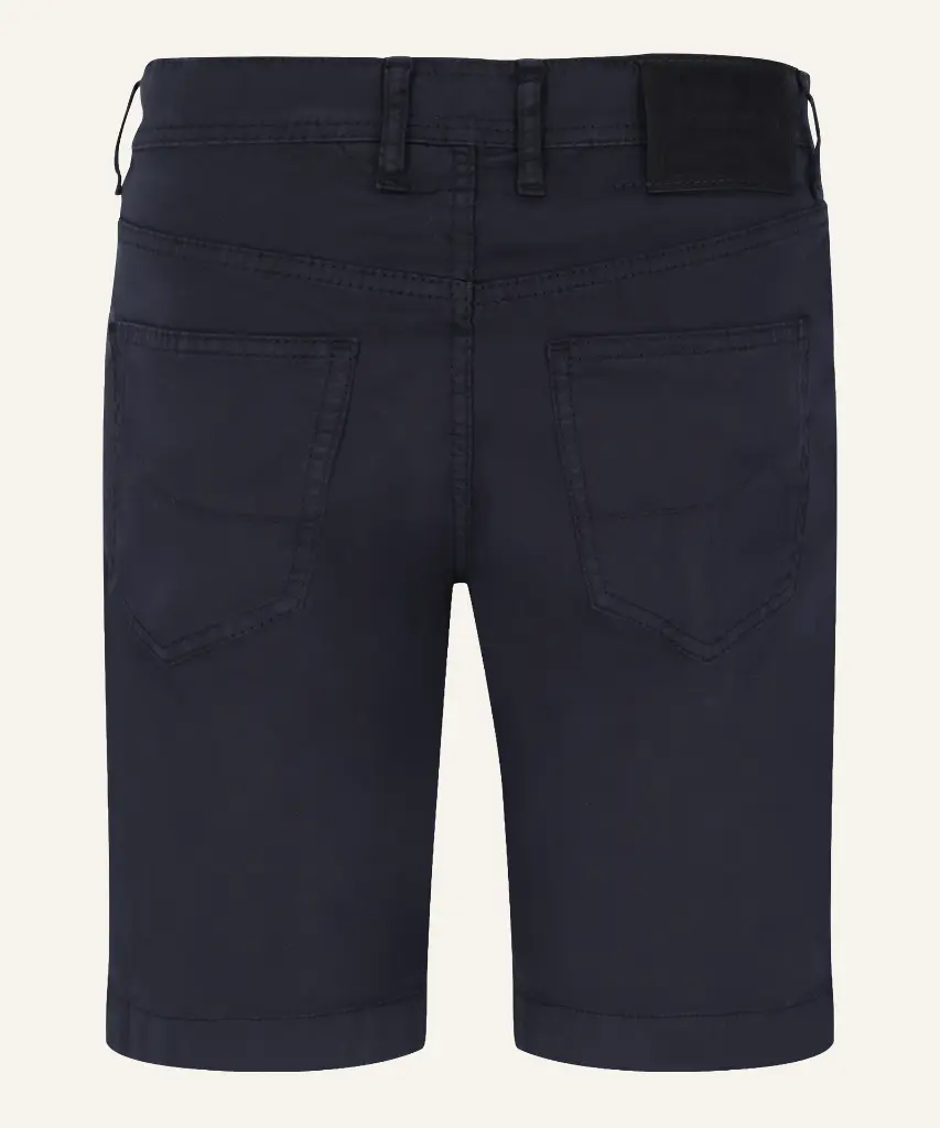 JUM_OE001 054 S3756 TRY99_2.webp