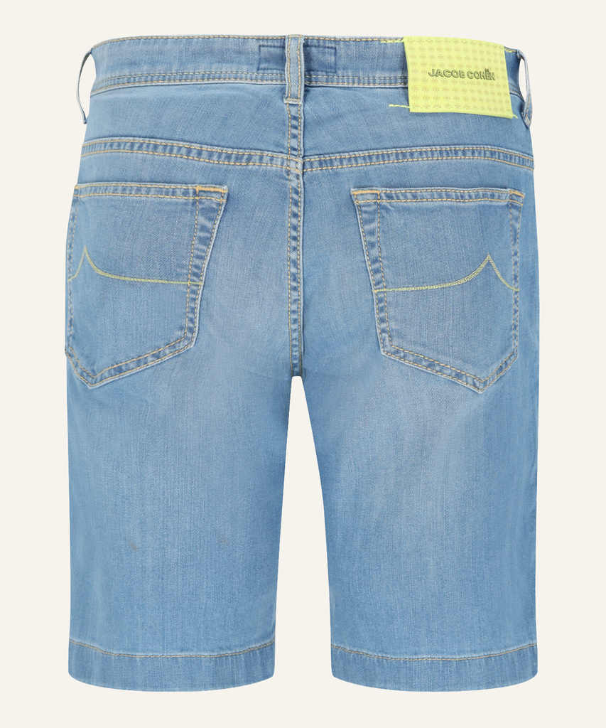 JUM_OE002 056 S4255 S1300D_2.webp